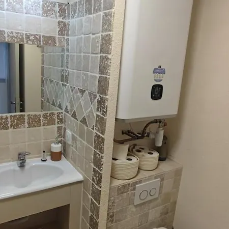 Petit Cocon Sur Les Hauteurs Apartment